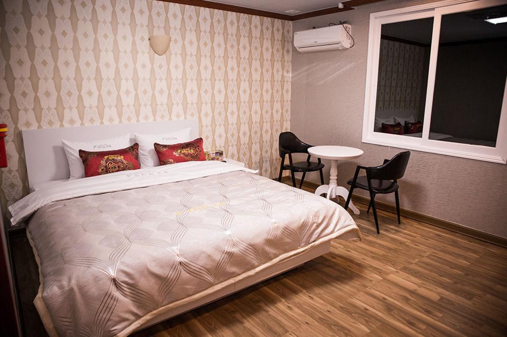 Picasso Motel Haeundae Busan Exterior foto