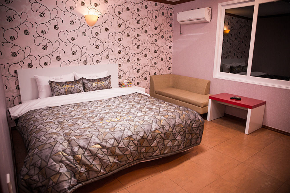 Picasso Motel Haeundae Busan Exterior foto